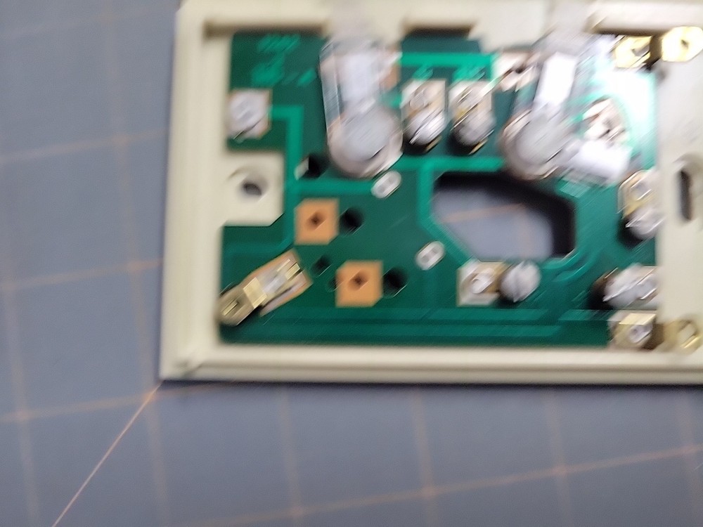 White Rodgers 1F56-301 Heating-Cooling Thermostat Untested