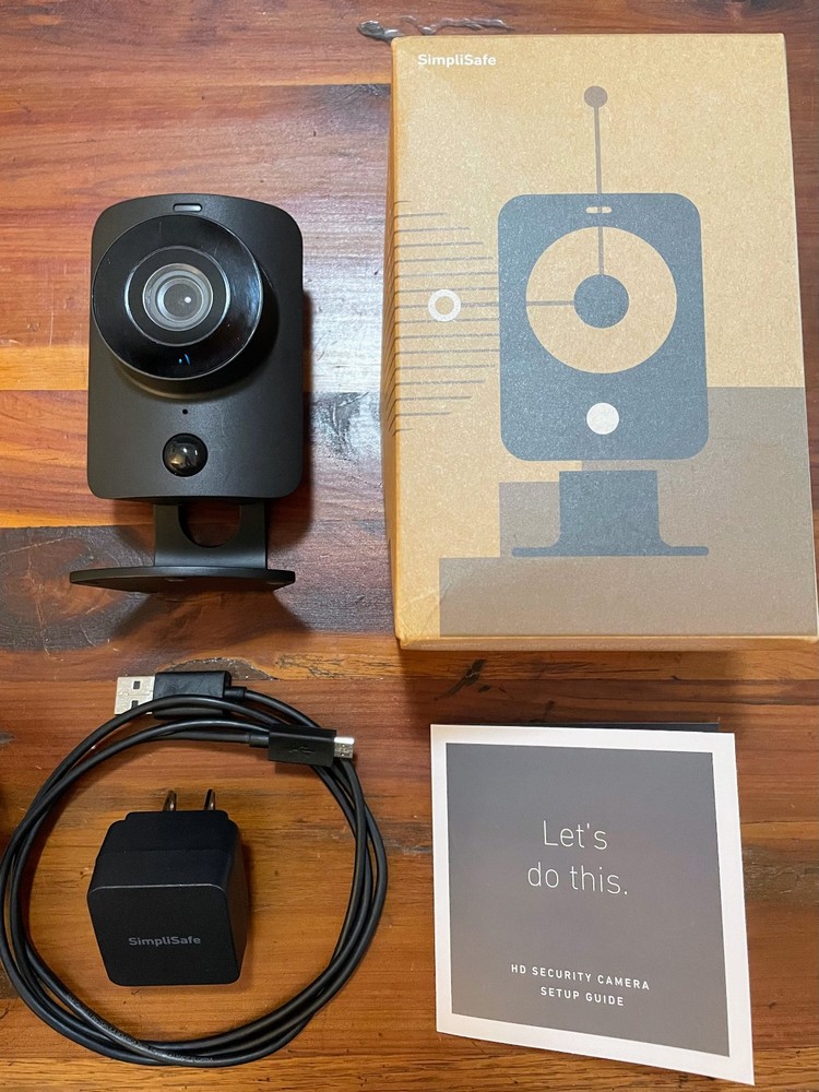 SimpliSafe Security System Base (G3-SSBS3) with Keypad, Indoor Camera and Entry