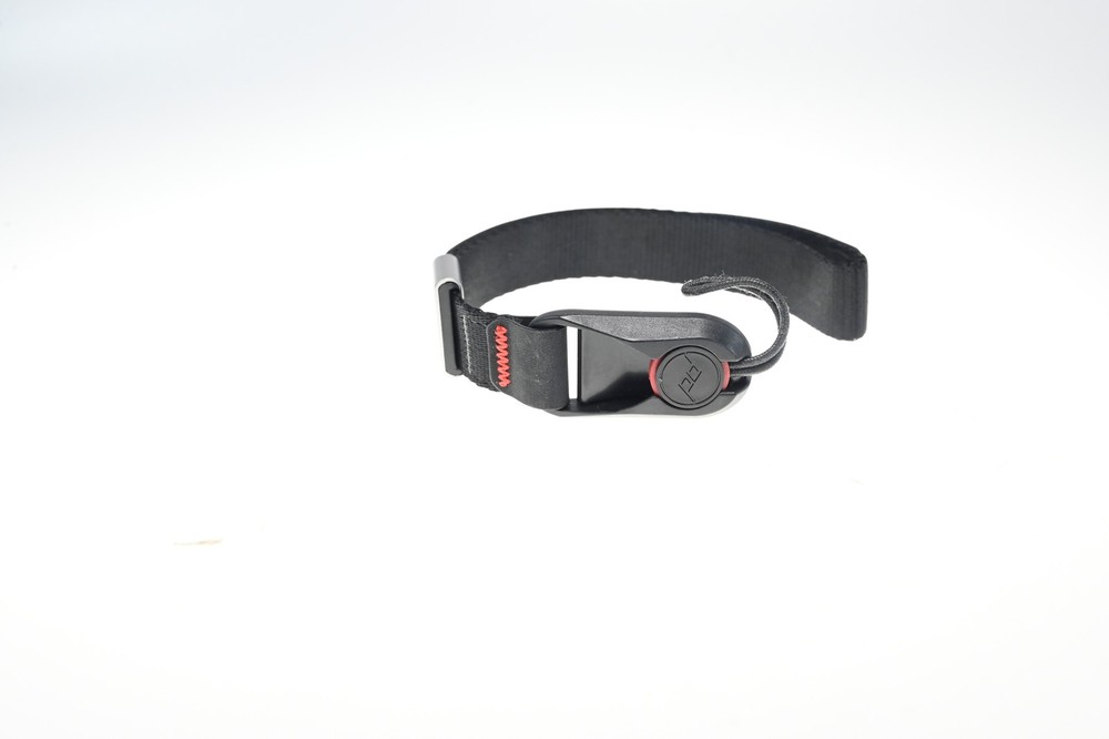 Peak Design Wrist Cuff Strap Black Red #G314