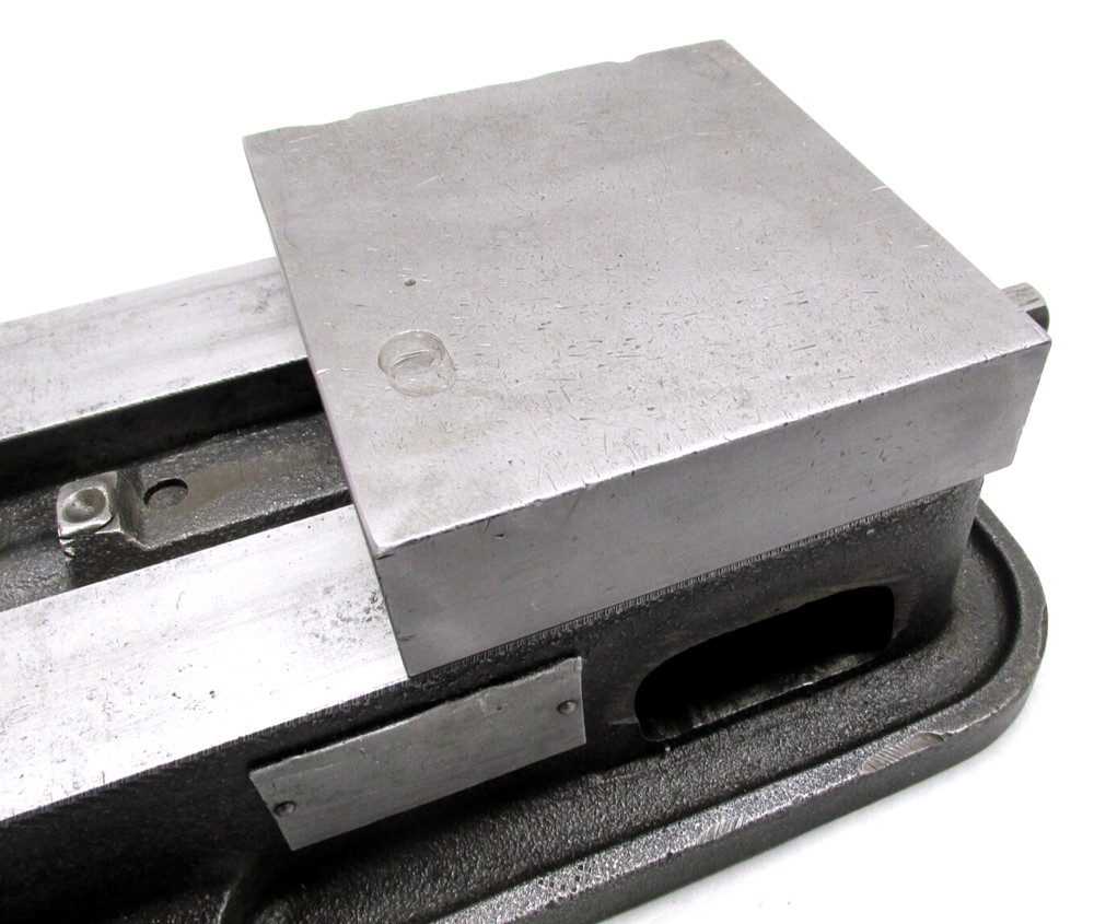 KURT ANGLOCK 6" MILLING MACHINE VISE - #D60