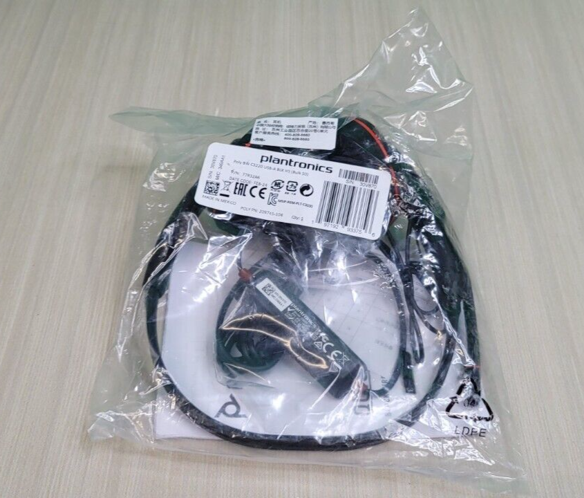 *POLY* Blackwire 3220 C3220 77R32A6 Stereo Headset NEW
