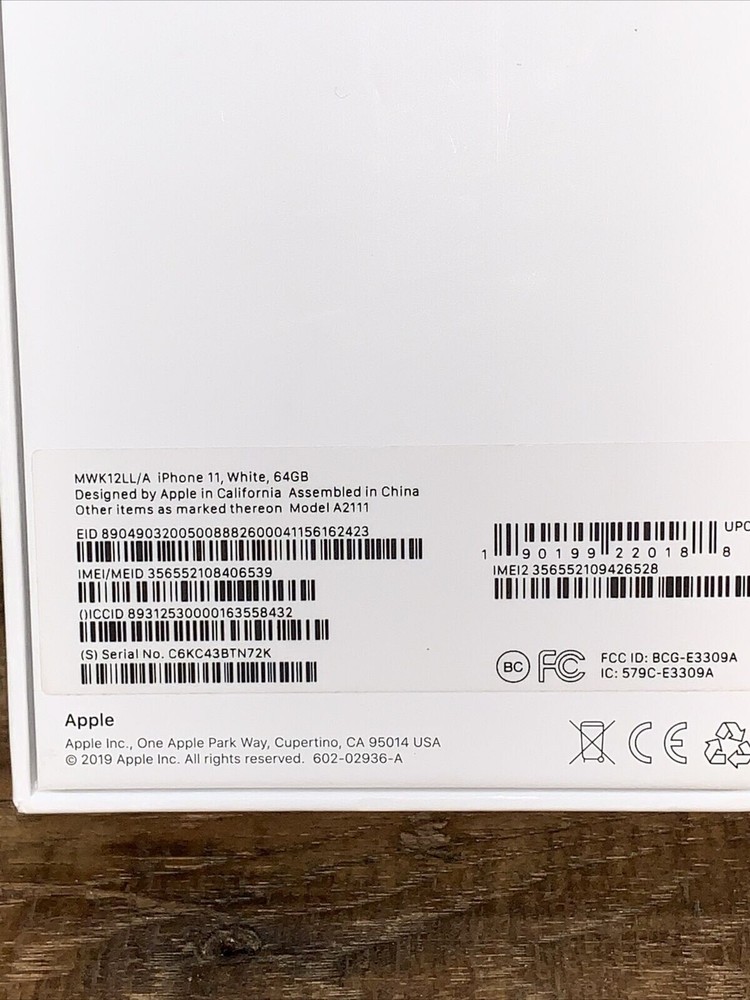 Apple iPhone 11 BOX ONLY - 64GB White, no accessory