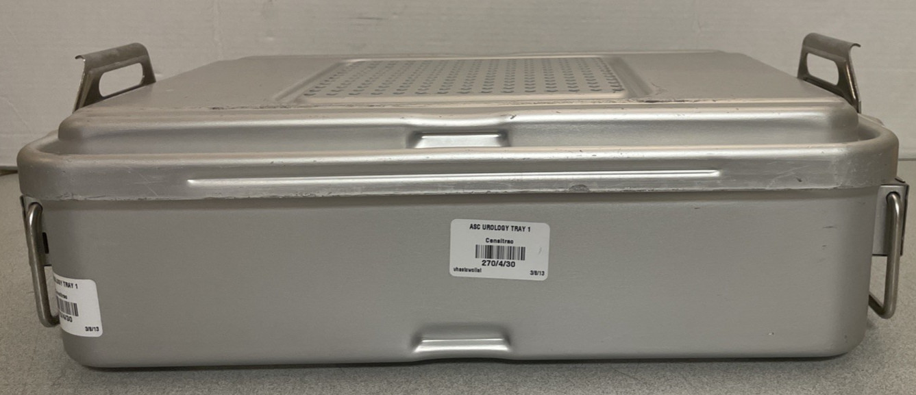 V. Mueller CD2-5ST Genesis 19" x 12" x 5" Mid-Length Container w/ 2 Trays