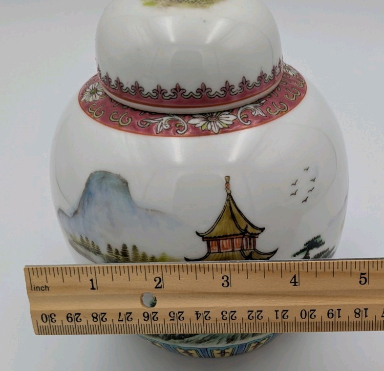 Chinese Jingdezhen Hand Painted Porcelain Ginger Jar Pagoda 6"
