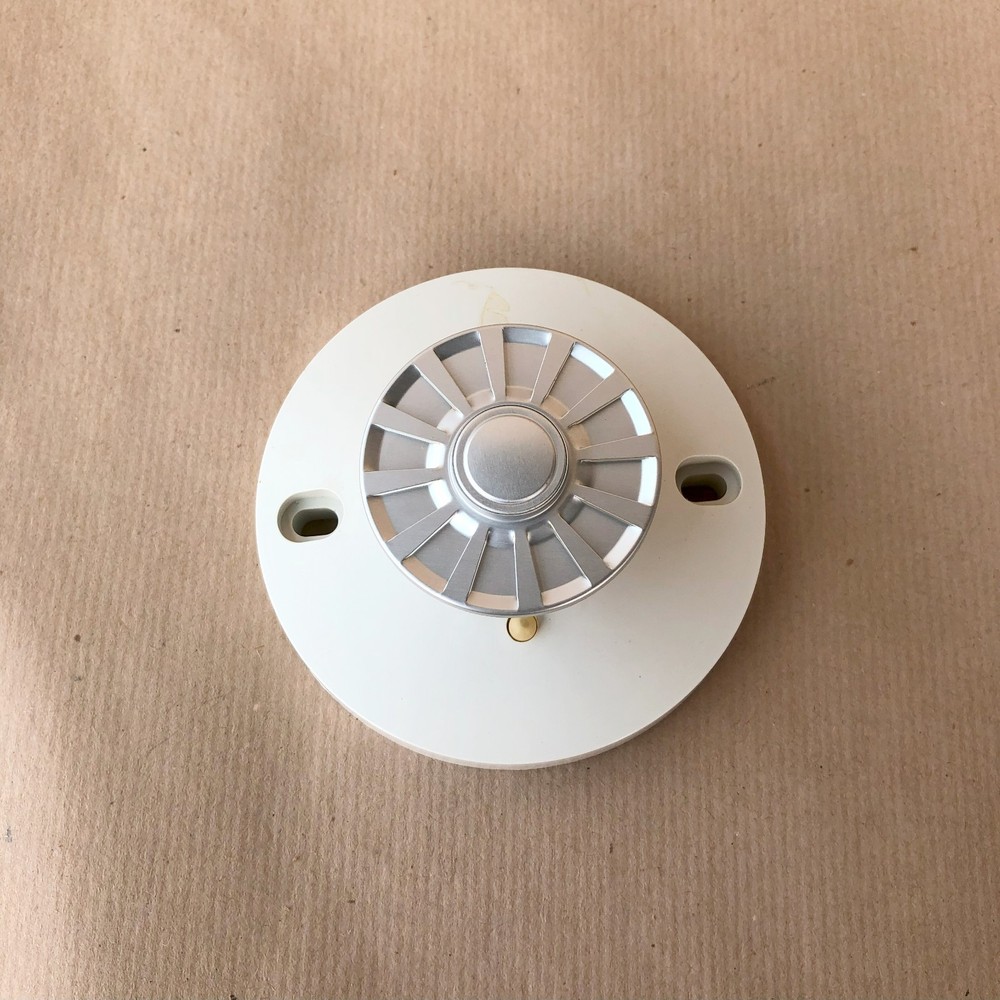 OKI FD-6111 HEAT DETECTOR FD6111
