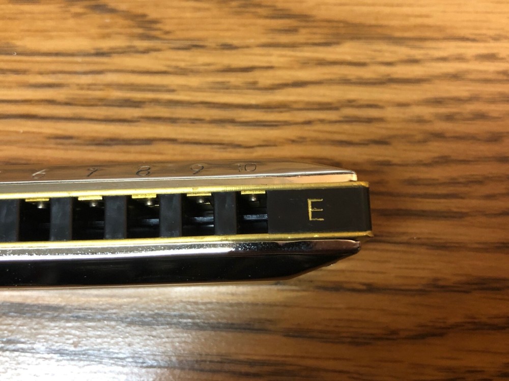 HARMONICA HUANG SILVERTONE Key E NEW W/case HOHNER QUALITY