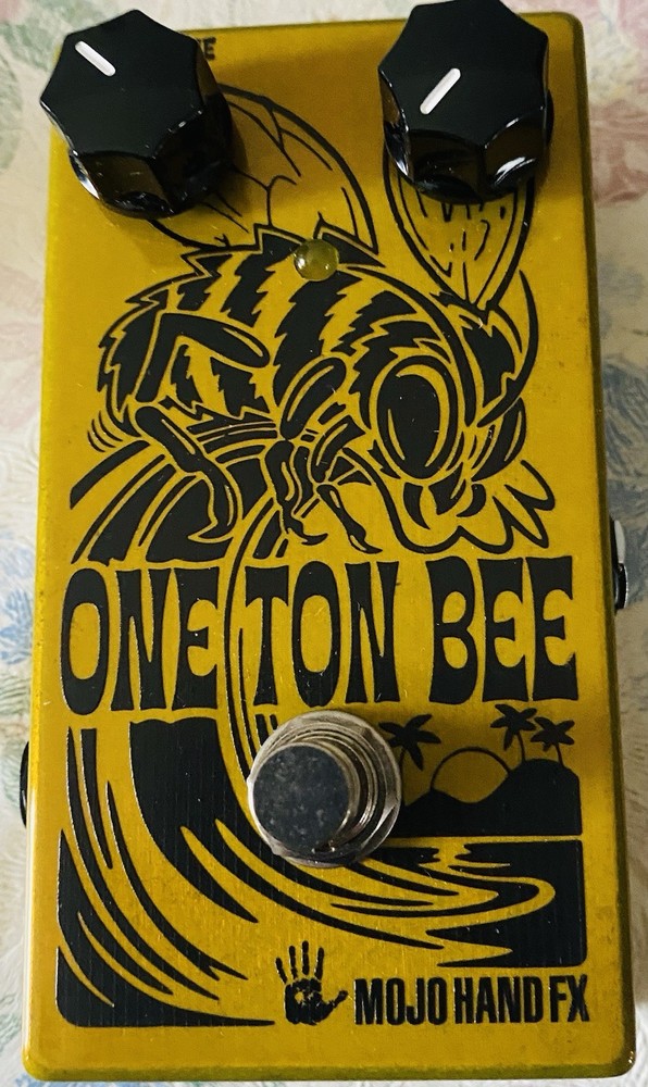 MojoHand FX One Ton Bee