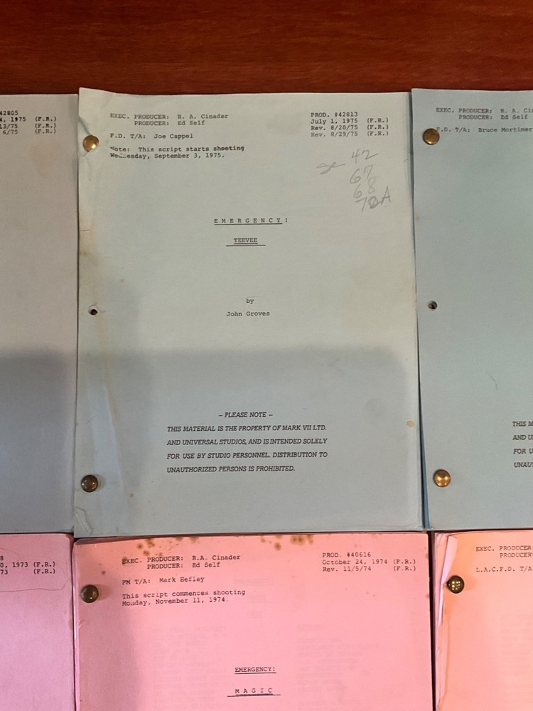 Original EMERGENCY scripts *choose 3* Randolph Mantooth - Kevin Tighe