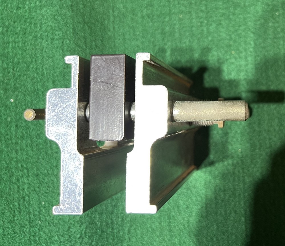 Dowl-It Model 2000 Self-Centering Dowel Drill Guide Doweling Jig + extras