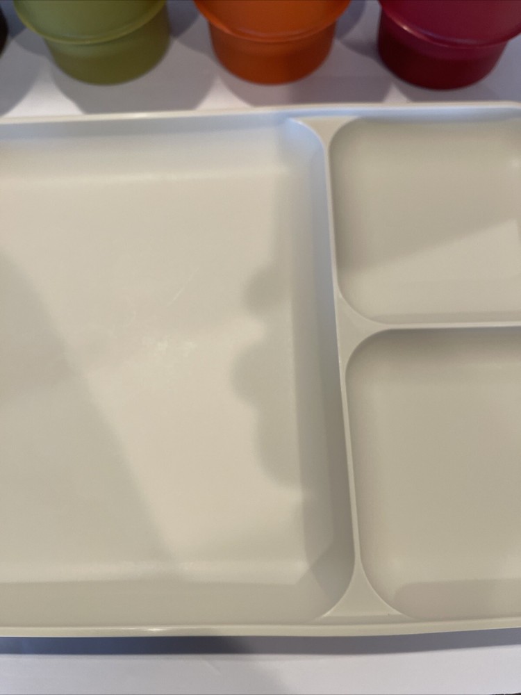 Vintage 2-Tupperware Divided Trays(#1535) & 5-Kids Stackable Cups(#1312)