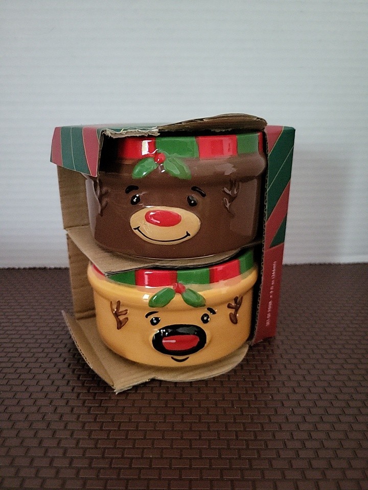2 Reindeer Stackable Christmas Ramekins