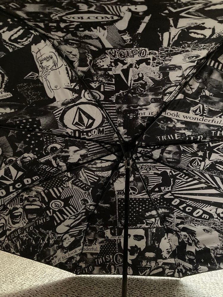Volcom Folding Umbrella With Graphic Print