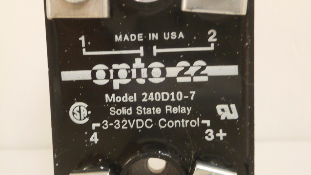 OPTO 22 SOLID STATE RELAY 3-32VDC 240D10-7