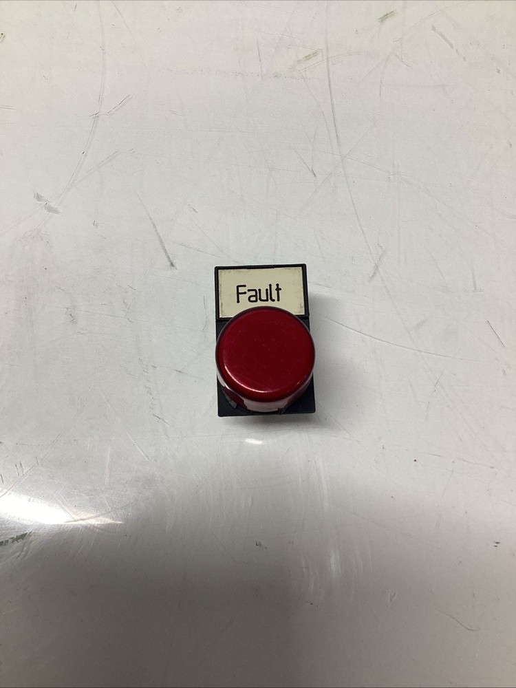 Red Pilot Indicator Light — Panel Mount Industrial Signal Lamp (no part #) N-932