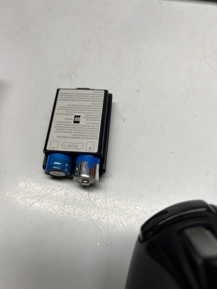 Microsoft 1414 Xbox 360 Kinect Sensor Bar And Controller - Black UNTESTED