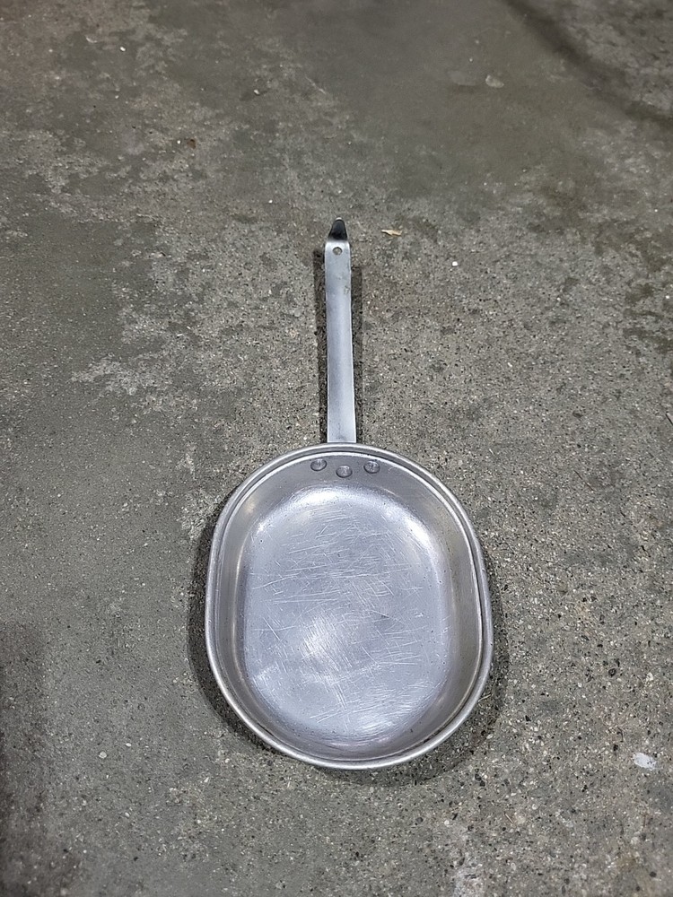 ORIGINAL WWII US ARMY & MARINE MESS KIT-DATED 1945