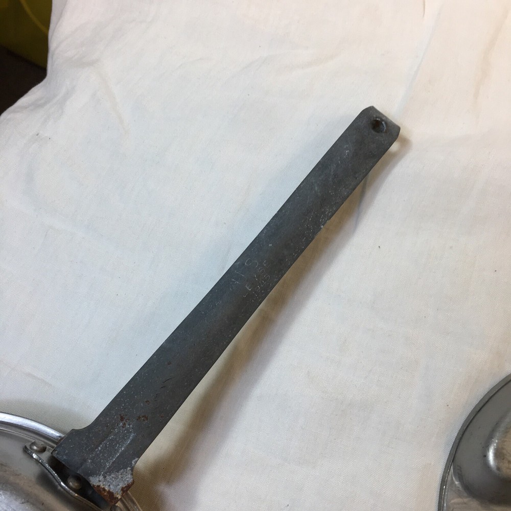 WWII US Army 1945 Leyse Mess Kit No Utensils