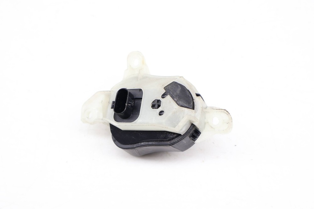 2020-2024 PORSCHE TAYCAN - LEFT Electric Charging Socket Switch / Module