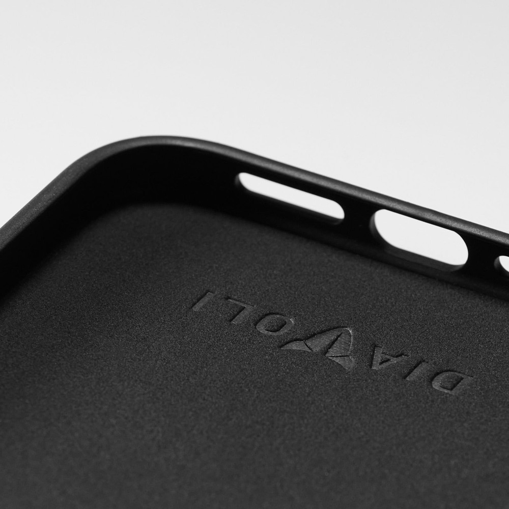 DIAVOLI ® Leather Case For iPhone 15 - Compatible With Mag-Safe