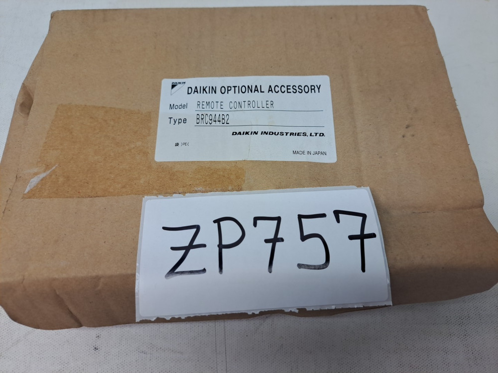 DAIKIN BRC944B2 wired remote controller kit NEW, open box