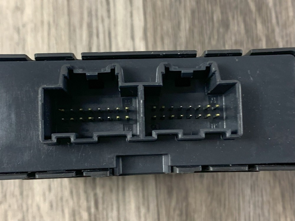 Buick Regal 2018 19 20 Network Gateway Control Module Unit 13524288 OEM