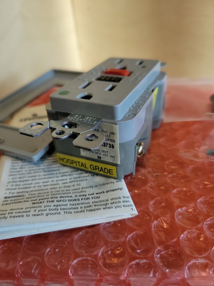 Leviton 6598-HGG