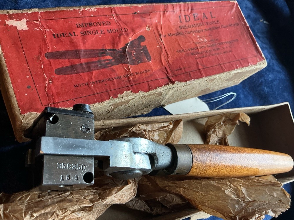 Ideal Bullet Mold Caliber Mold 358250 NOS with original box
