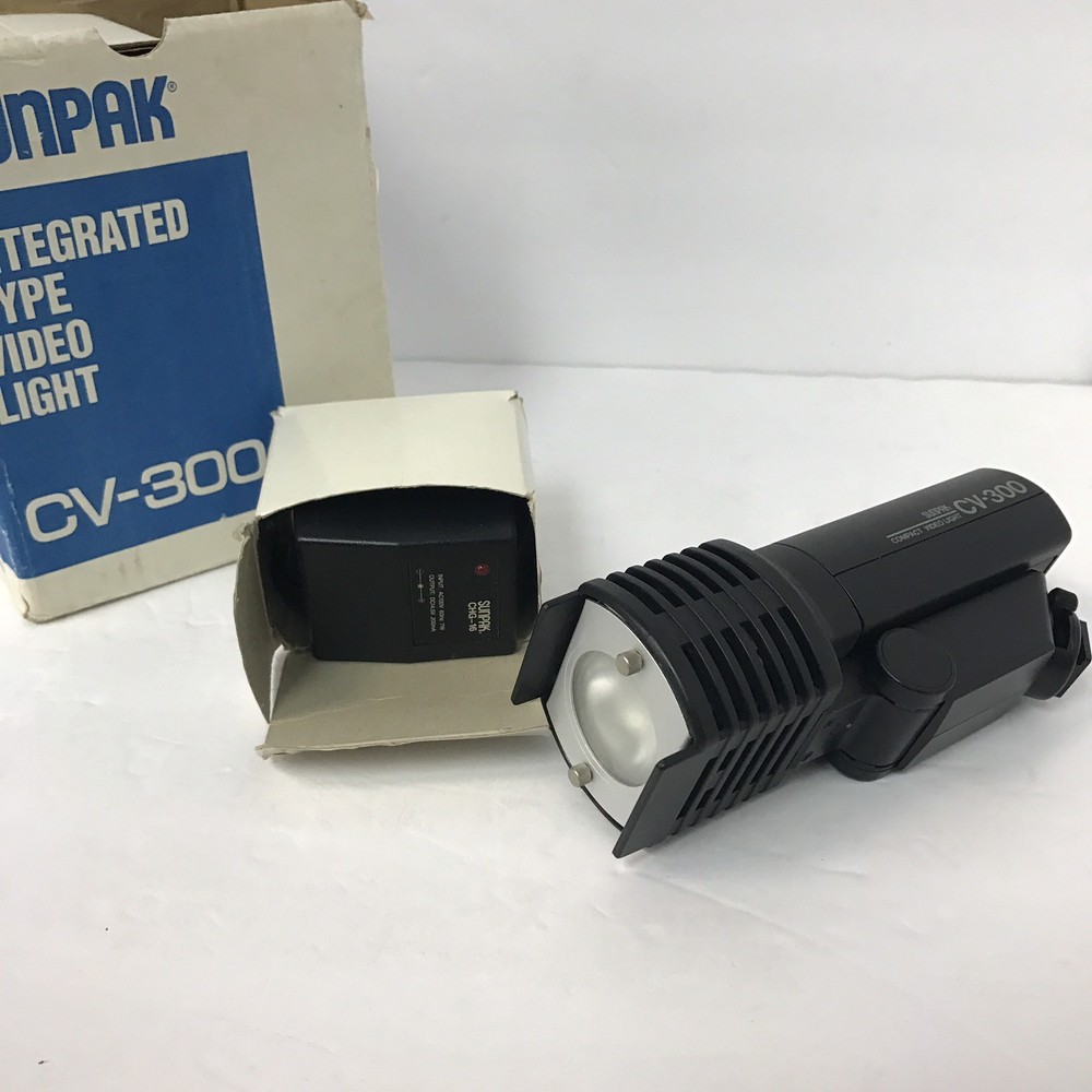 Sunpak CV-300 Integrated Type Video Light