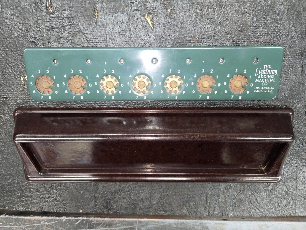 VTG The Lightning Adding Machine Co