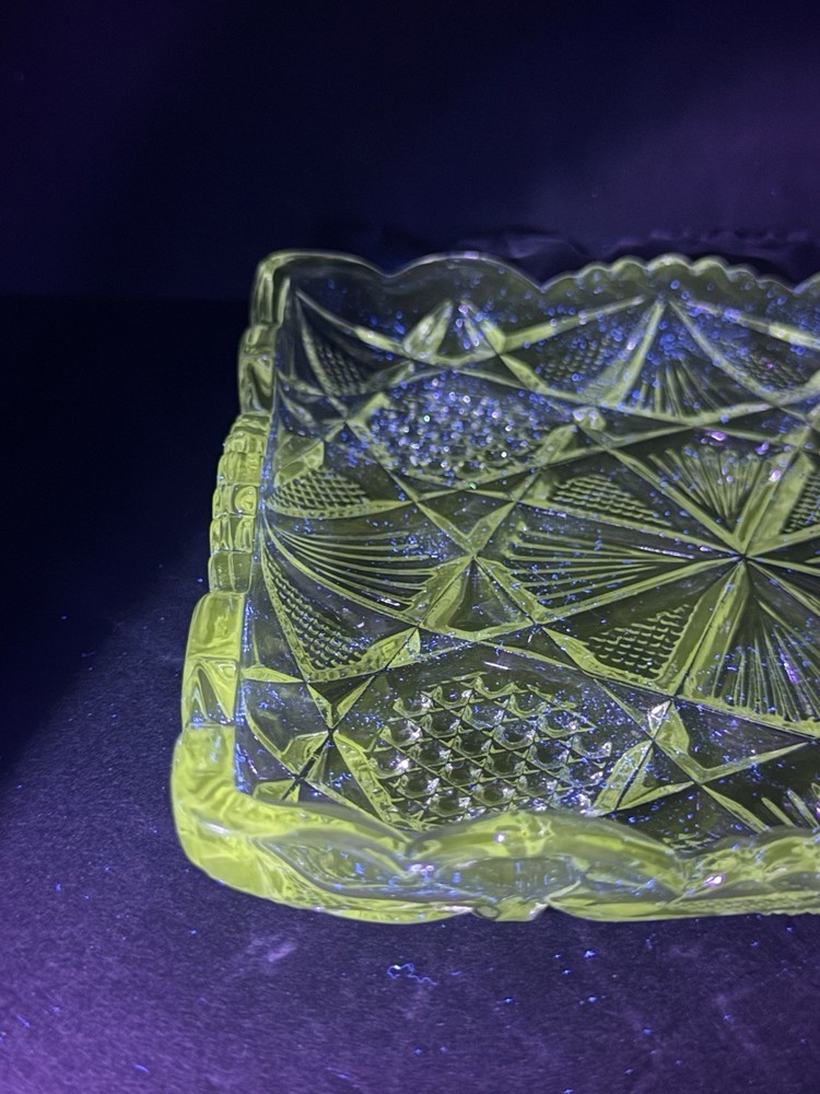 Ornate Glass Tray 7"