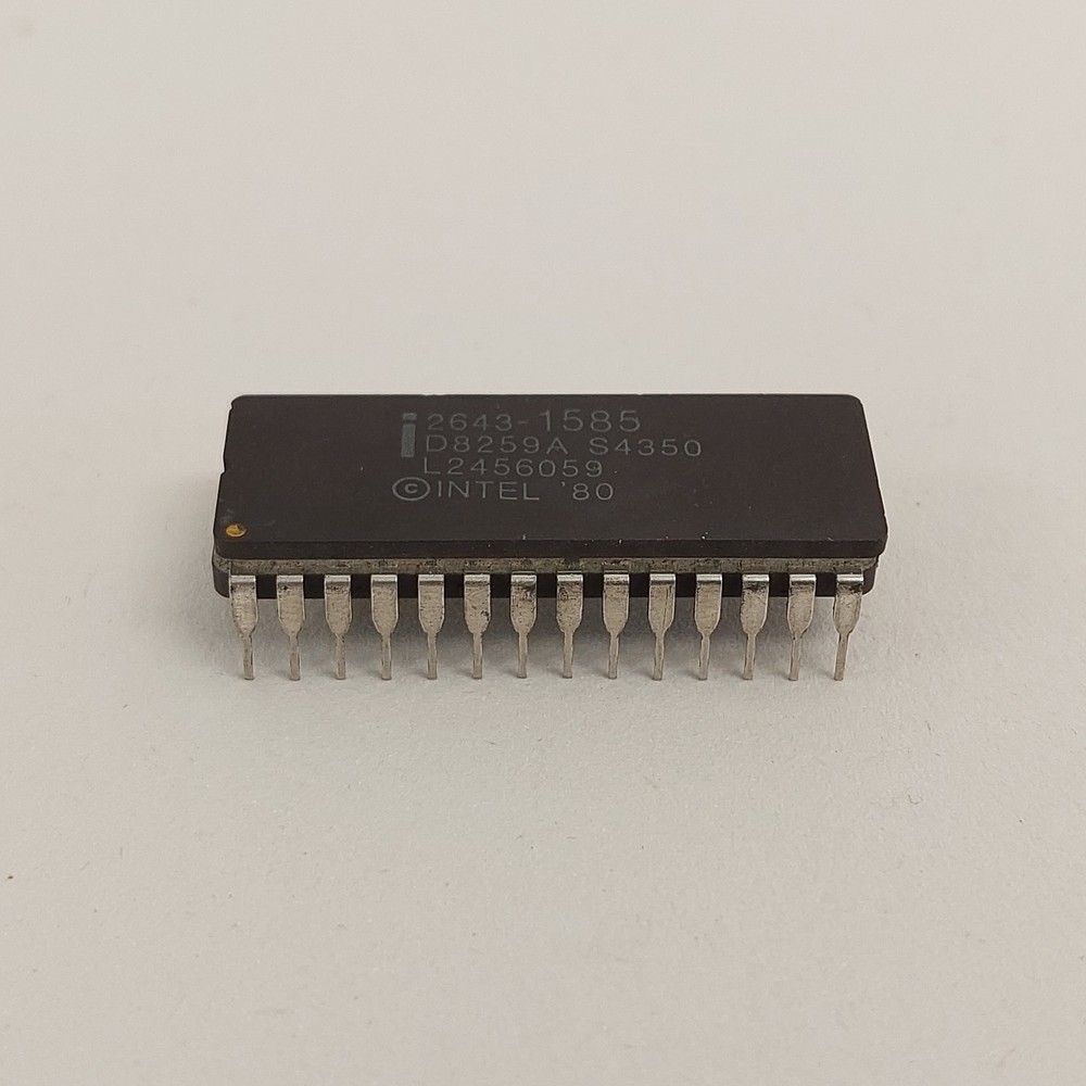 D8259A INTEL PROGRAMMABLE INTERRUPT CONTROLLER IC X1PC