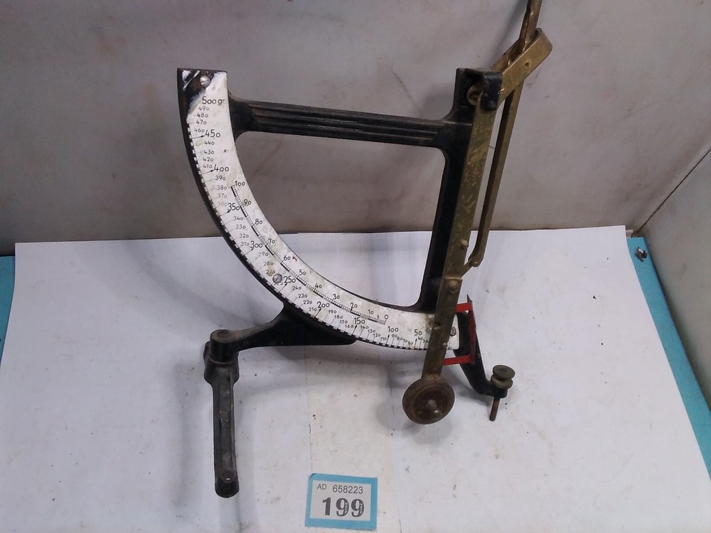 Antique Scales Concav