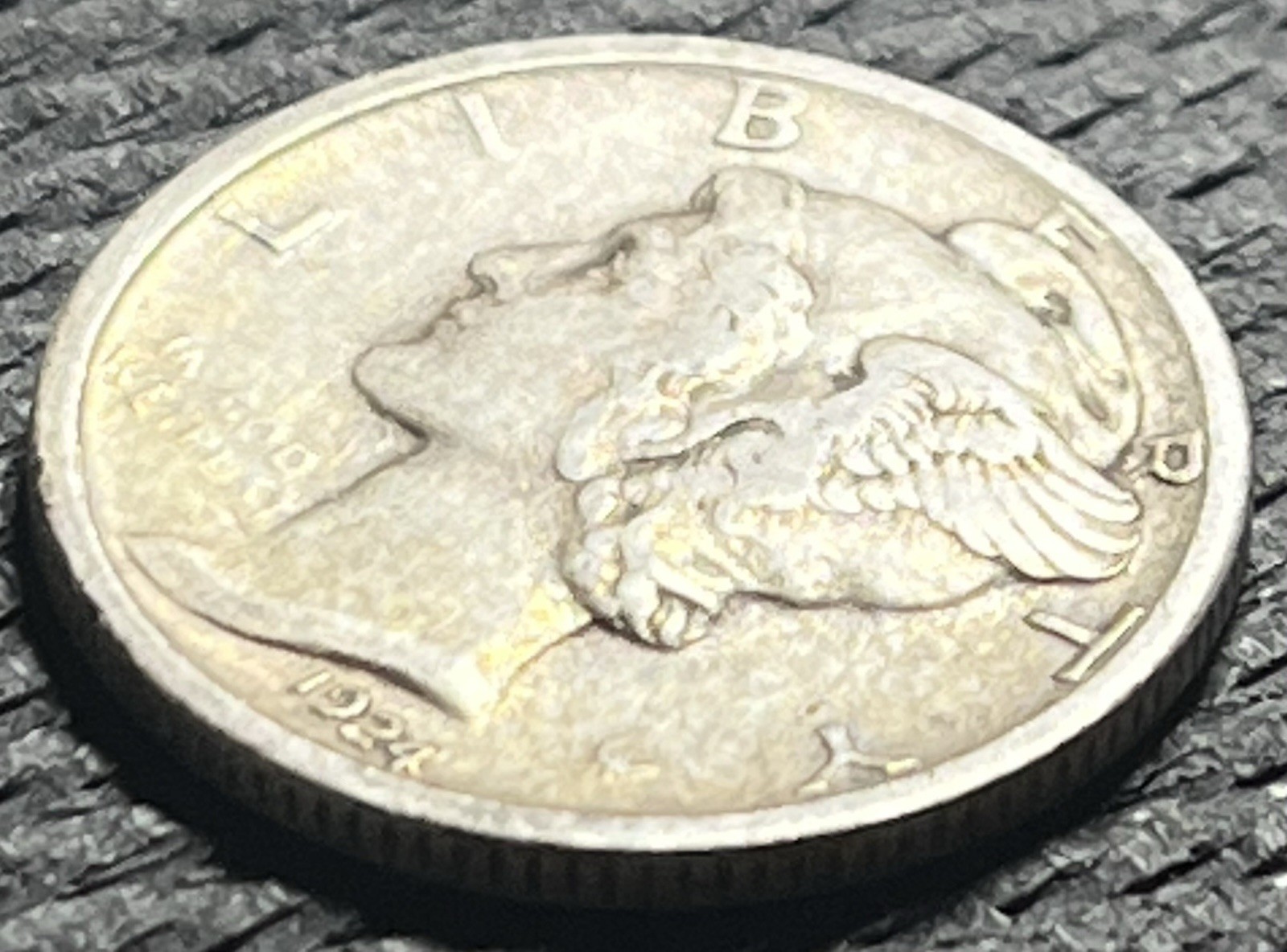 Very Nice Better Date 1924-D Mercury Silver Dime