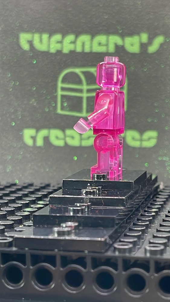 CUSTOM BLANK MOC TRANSPARENT HOT PINK MINIFIG