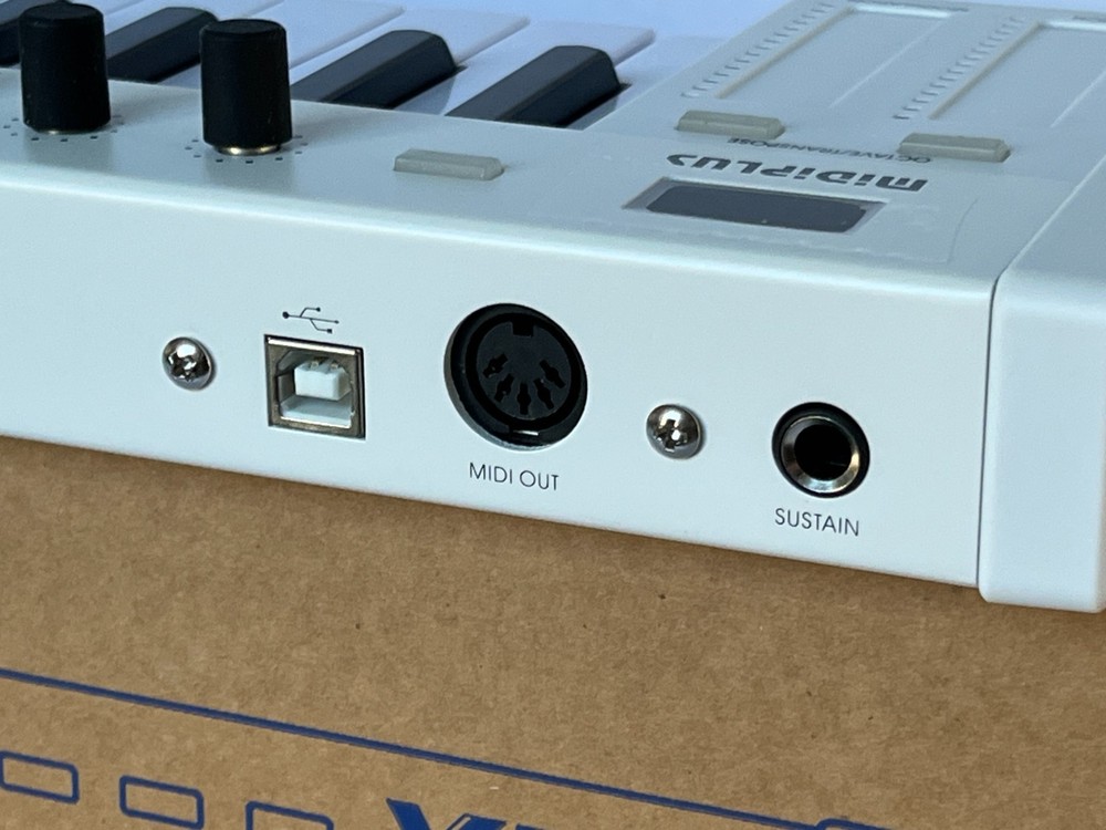 Compact X2 Mini Keyboard Controller 3-Inch in Sleek White Design USB w/ Box