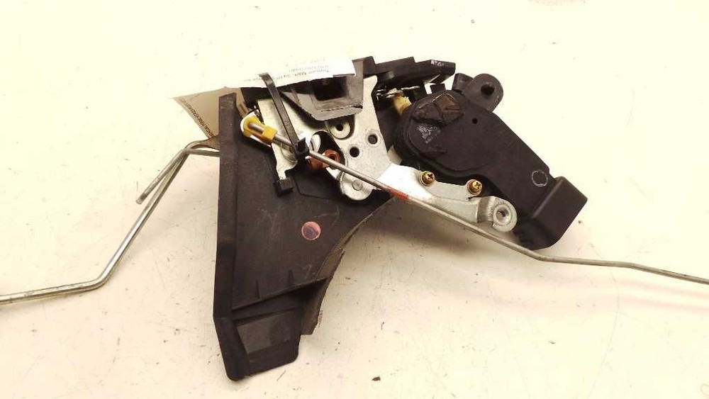 2001 LEXUS ES300 PASSENGER SIDE FRONT DOOR LOCK ACTUATOR ASSEMBLY