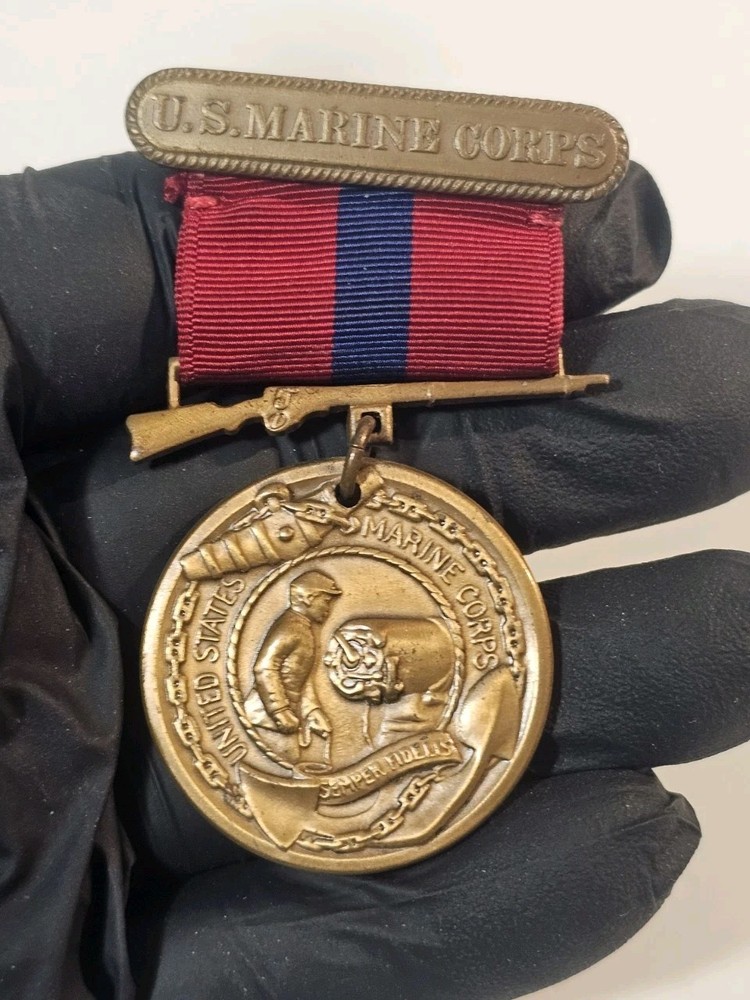 Vintage WW2 WW ll USMC Marine Corps Good Conduct Medal