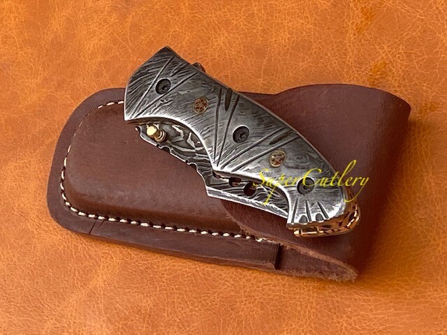STUNNING SOLID FULL DAMASCUS STEEL ENGRAVED FOLDING KNIFE WITH BRASS FILE WORK