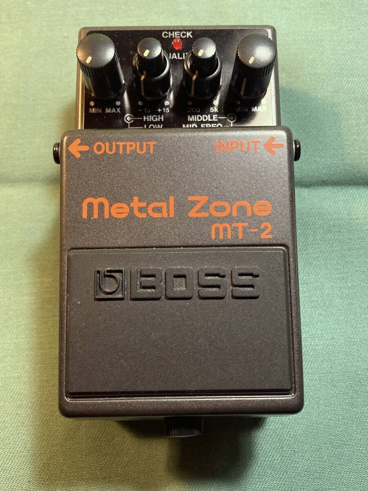 BOSS MT-2 Metal Zone 373379