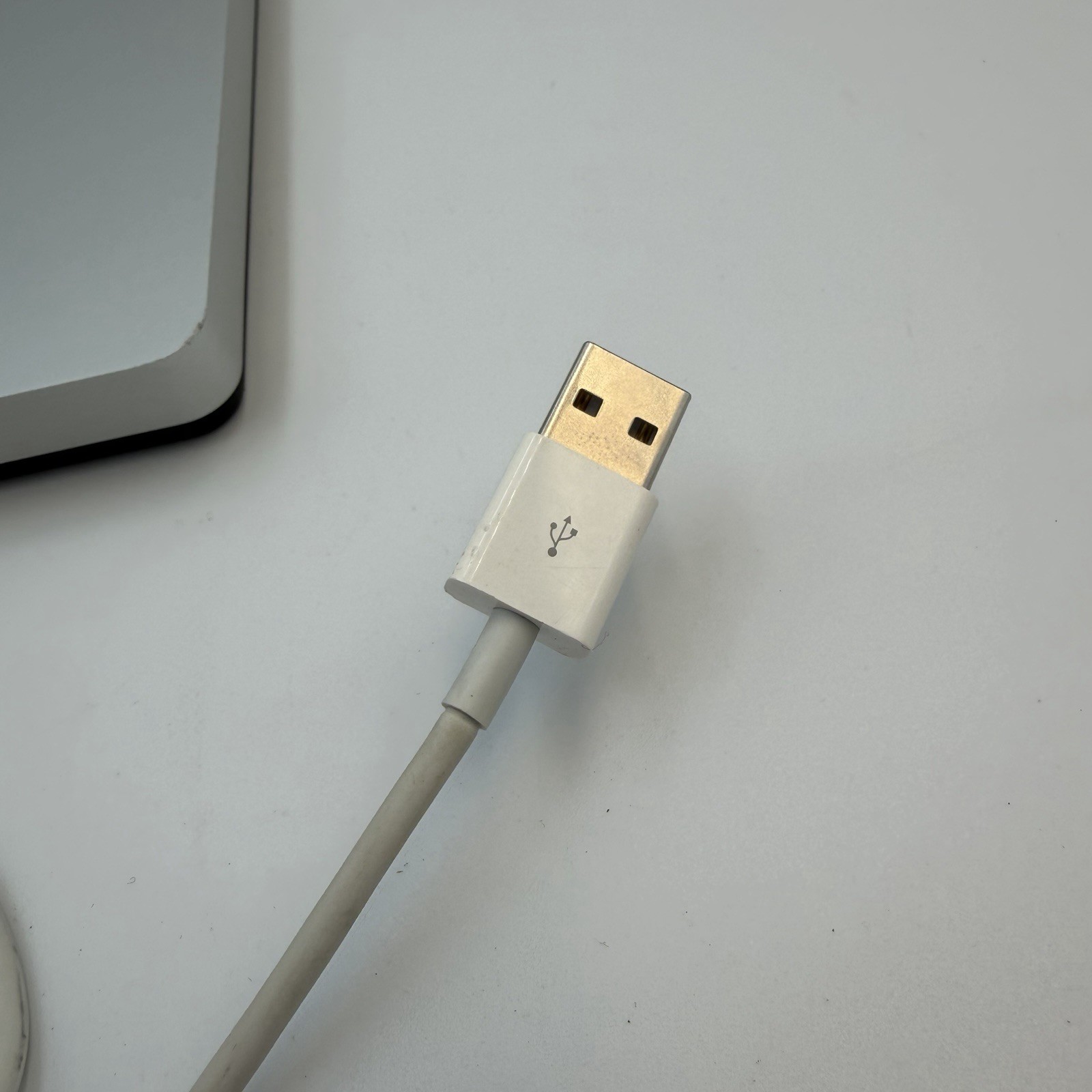 Apple USB SuperDrive Slot-loading CD & 8x DVD Read / Write A1379 24X CD Read