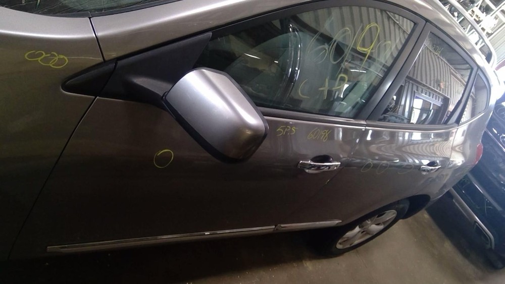 Used A/C Selector Switch fits: 2011 Nissan Rogue AC automatic temperature contro