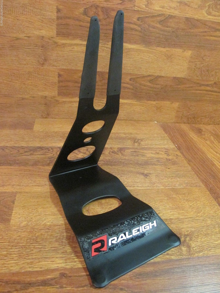 ELEGANT SIMPLE SOLID BIKE STAND