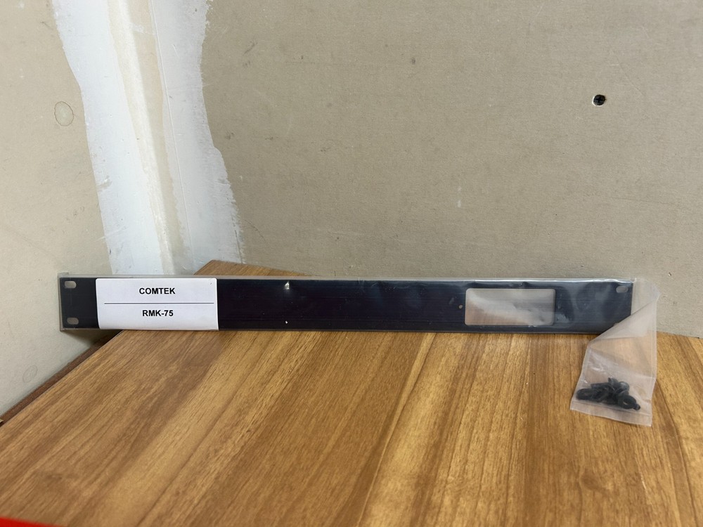 Comtek RMK-75 Rack-Mounting Faceplate for Two BST-75