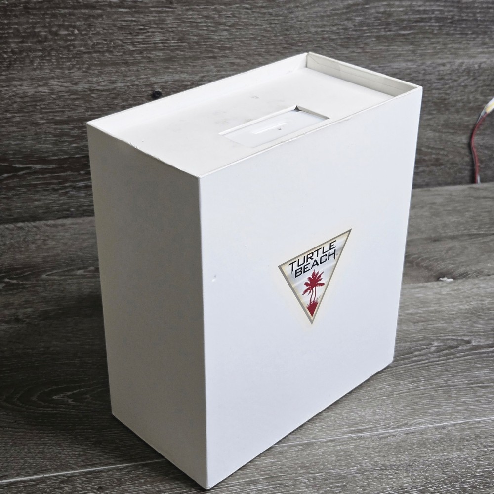 Turtle Beach Ear Force i30 Wireless Bluetooth Mobile Media Headset w/ Box & Acce