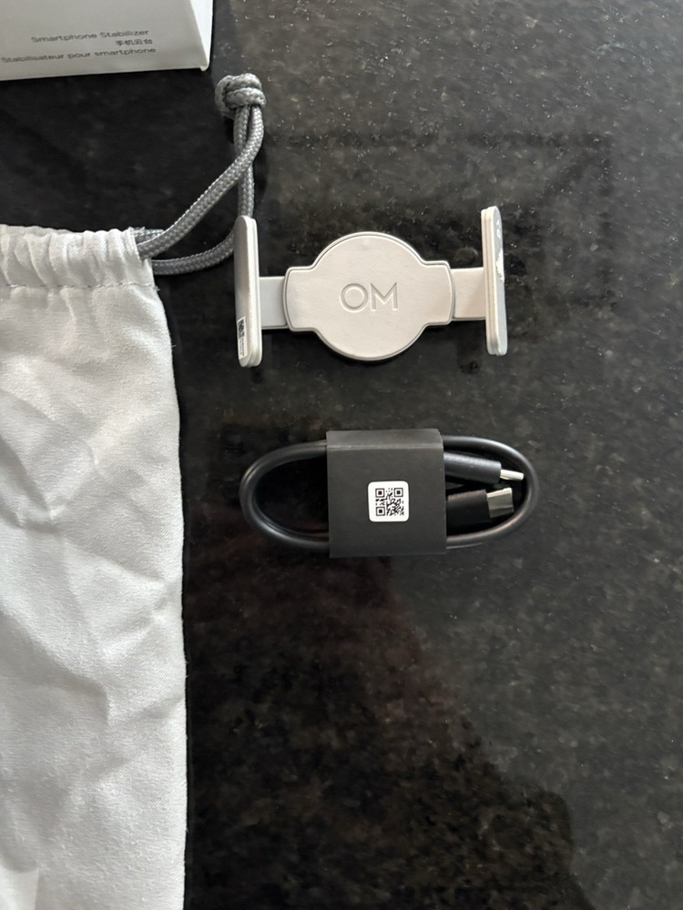 DJI Osmo Mobile 7 Gimbal Stabilizer for iPhone, Android, Native Tracking