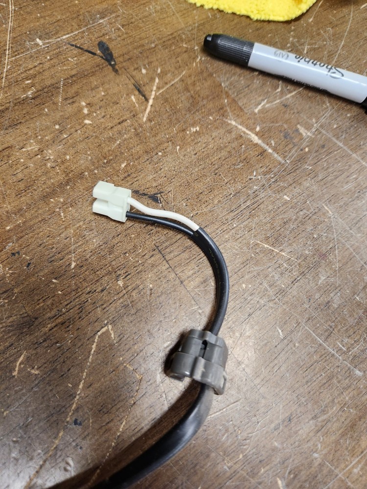 Yamaha RX V495 Power Cord