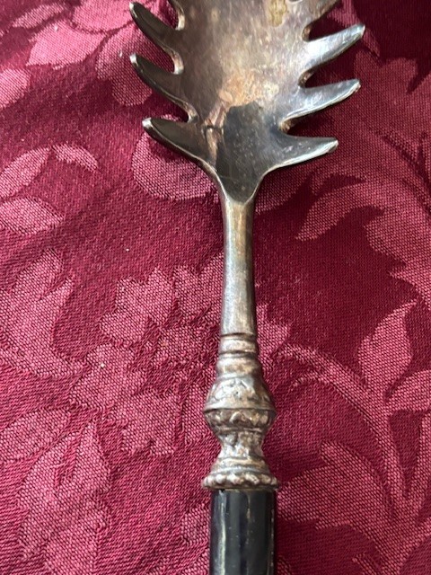 Vintage Pasta Server Black Horn Handle With Silver Plate Crown Tip