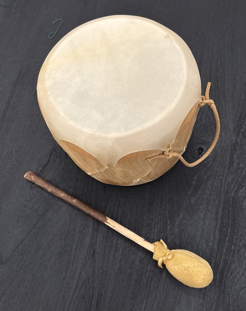 RAWHIDE & WOOD DRUM WITH BEATER