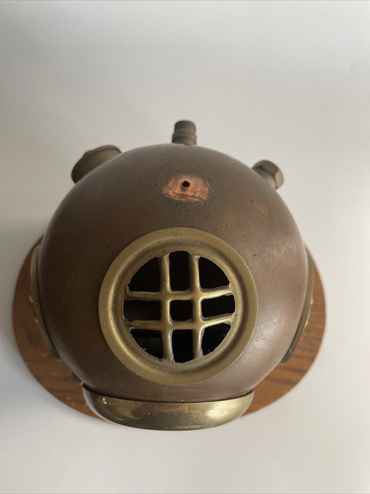 Vintage Brass Divers Helmet Clock Clock Needs Restoration