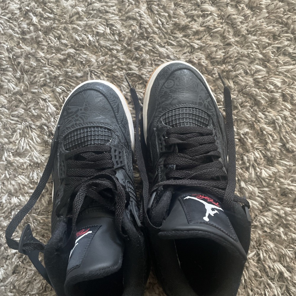 Jordan 4 size 8